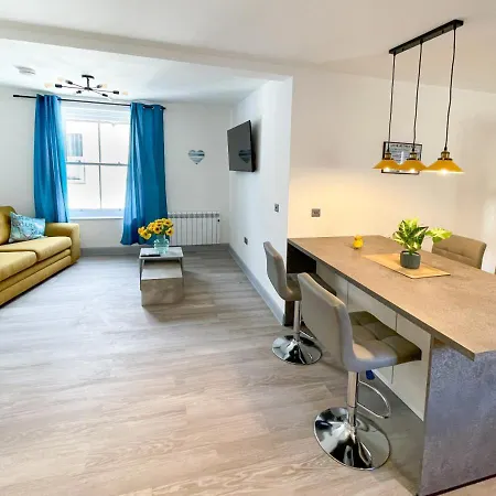 Apartment Summer Breeze - *